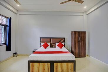 فندق Oyo Flagship Narayan Dham