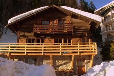 Chalet Falcon
