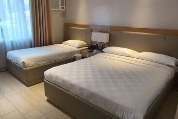 בית מלון כפרי Avenue Suites