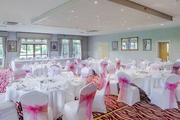 فندق Bagden Hall