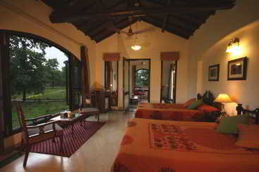 هتل Chitvan Jungle Lodge