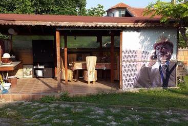 בית מלון כפרי Sunny Viki Guest House