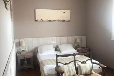 호텔 Hôtel De La Tour