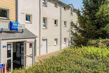 בית מלון כפרי Ibis Budget Senlis