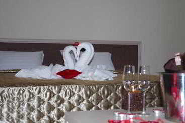 בית מלון כפרי Olympic Village Country Sports Club