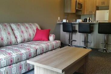 호텔 Super 8 By Wyndham Mont Laurier