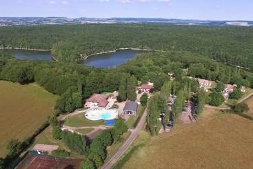 هتل Vvf Bourgogne Auxois Morvan