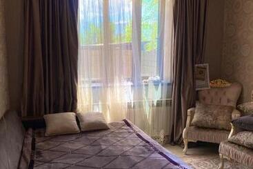 Bed and Breakfast Emil Guest House