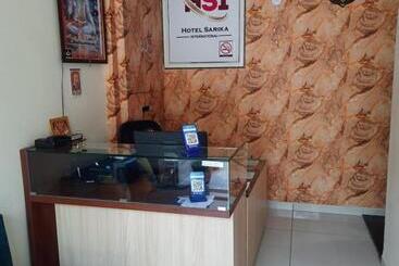 فندق Sarika International