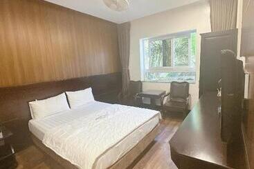 هتل Khách Sạn Hoàng Gia