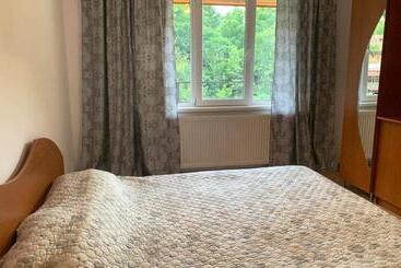 بنسيون Casa Anca