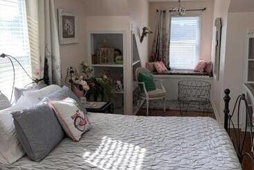 펜션 Water S Edge Guesthouse Bandera