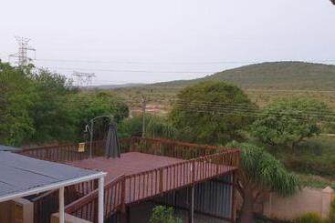 צימר Kruger Allo Escape