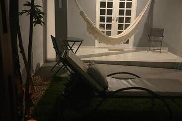 پانسیون Charlotte House