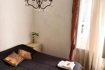 Casa Pellegrini   Hostel