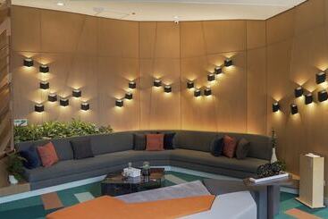 Апарт-отель Citadines Benavidez Makati