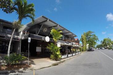 ユースホステル Global Backpackers Port Douglas