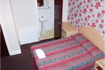 تختخواب و صبحانه Lampton Guest House