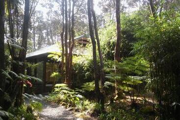 住宿加早餐  Volcano Village Lodge