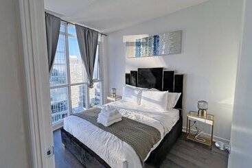 游客公寓 Beautiful Downtown Toronto Condo