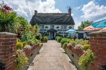 簡易ホテル The White Hart, Wroughton