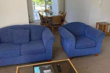 هتل The Bay Apartments Coolangatta