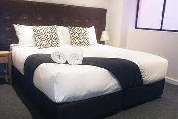 هتل Bondi 38 Serviced Apartments