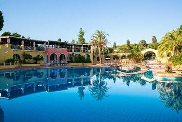 酒店 Forte Village Resort  Bouganville