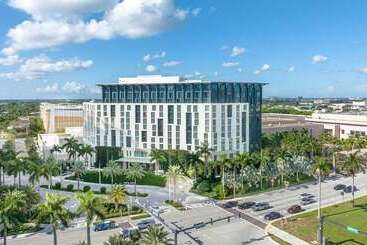 فندق Hilton West Palm Beach