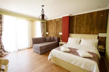 فندق Irene's Resort