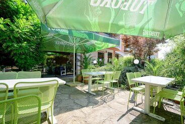 ホテル Royal Beach