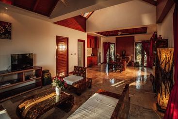 هتل Thai Island Dream Estate
