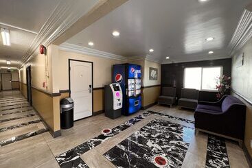 The Patio Motel   Los Angeles, Lax