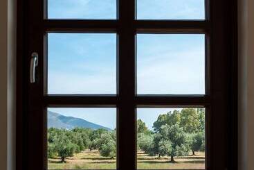 ツーリストアパートメント Penelope Villas