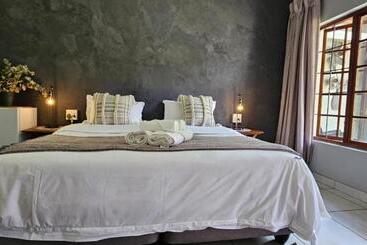 פנסיון Bo Kamer Guesthouse