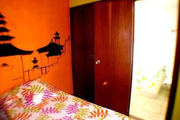 پانسیون Pensión El Alamo