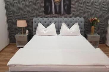 ペンション Casa Petcu