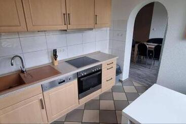 膳宿费 Monteurhaus In Hemer   Gemeinschaftsnutzung Küche Und Bad