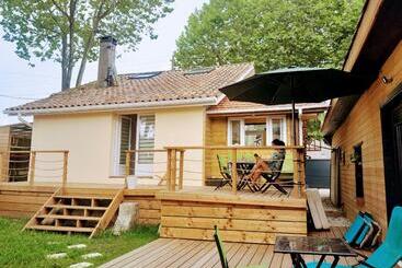 Petite Auberge Landaise, Budget Hostel