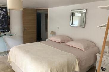 ベッドアンドブレックファースト Très Belle Chambre D Hôte à La Chapelle Sainte Anne