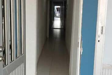 فنادق الكبسولة Dayanda