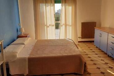 هتل آپارتمان Al Borgo Village