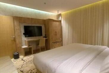 فندق حياة تاون 2