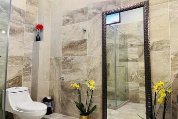 بنسيون Hostel Gautamas Guest Rooms