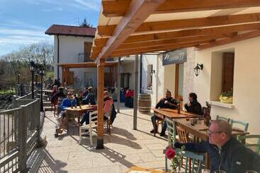 فندق صغير Locanda 77