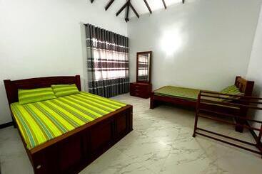 膳宿费 Nathaniel S Guest Inn