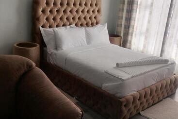 ペンション Shoeshoe Villa