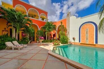 Bed and Breakfast Casa Oasis Guest House And Spa