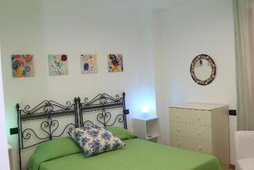 Bed and Breakfast Normanni 28   Private And Guest House