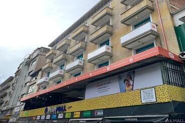 فندق Opera, Centro Medellín, Entertainment,y Bar, Solo Adultos